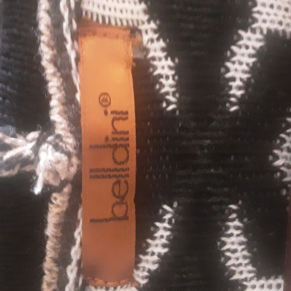 Belladini Hooded Aztec Pattern Cardigan Sz S/M ? - Picture 5 of 5